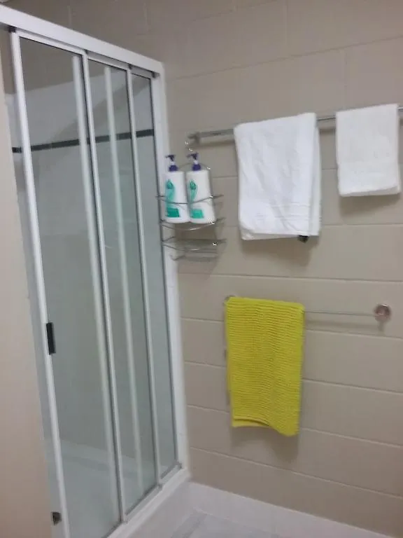 A City Retreat, 2Br Apartment - Reid Park -Townsville Australië